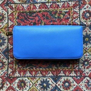 NWOT periwinkle blue and gold leather wallet